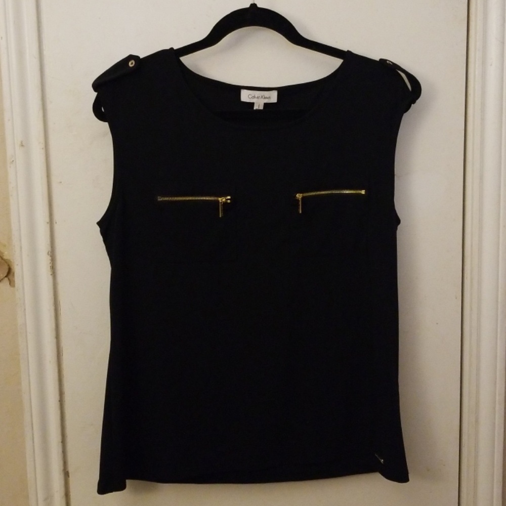 Calvin Klein Roll-Tab-Sleeve Zip Pocket Top